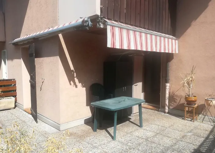 Jolie T2 - Tres Grande Terrasse Daire